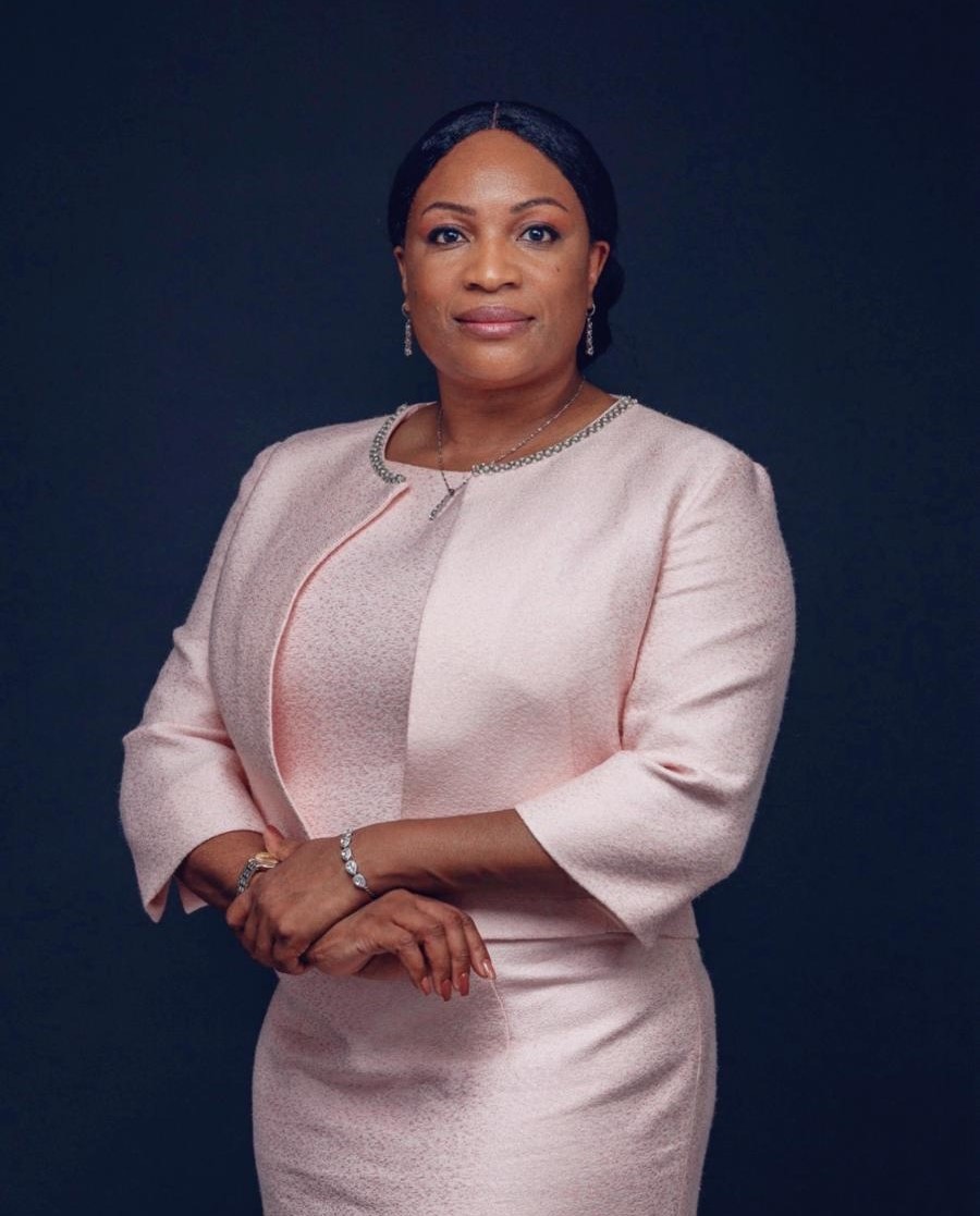 Nenette Solange dos Santos